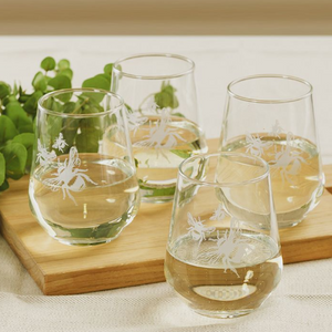 Bee water / wine glass