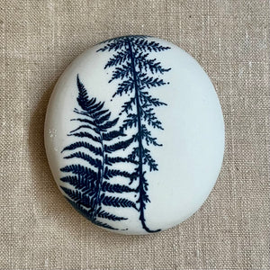 Porcelain pebble - Clare Mahoney Ceramics