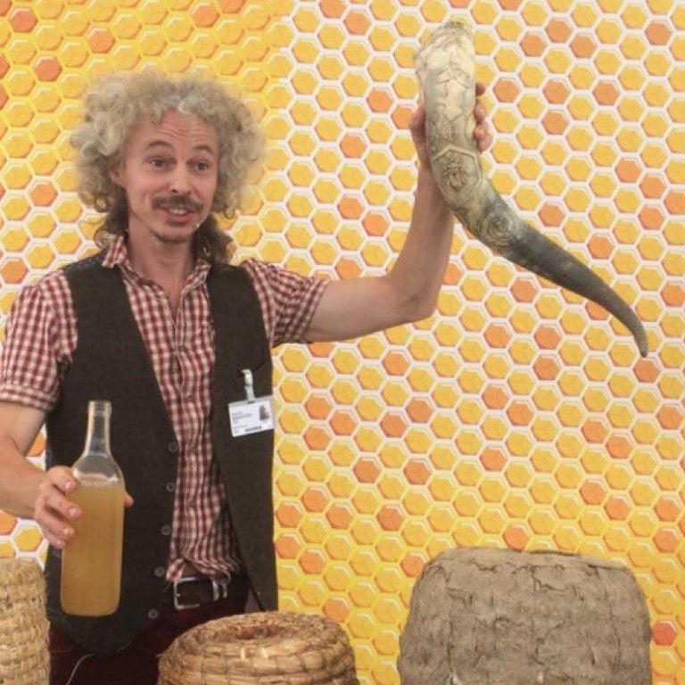 Mead Making with Chris Park and Bees for Development 21 October 2023