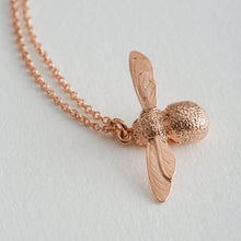Load image into Gallery viewer, Baby bee necklace - Alex Monroe
