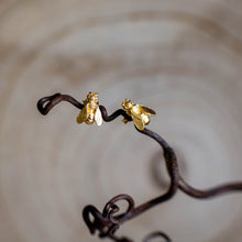 Load image into Gallery viewer, Honey bee stud earrings - Alex Monroe
