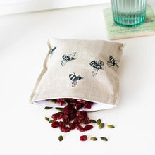 Load image into Gallery viewer, Reusable Snack Bag - Helen Round
