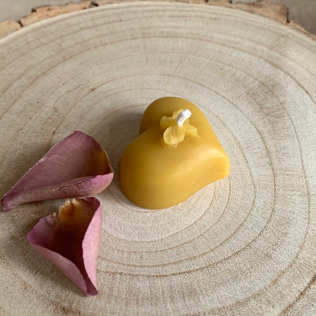 Pure beeswax candle - heart