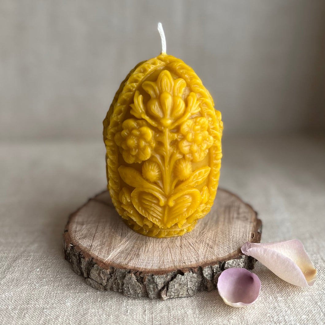 Fabergé beeswax candle