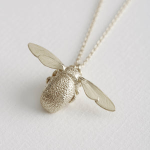 Bumblebee necklace - Alex Monroe