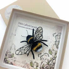 Load image into Gallery viewer, Bee brooch or hair clip - Vikki Lafford Garside
